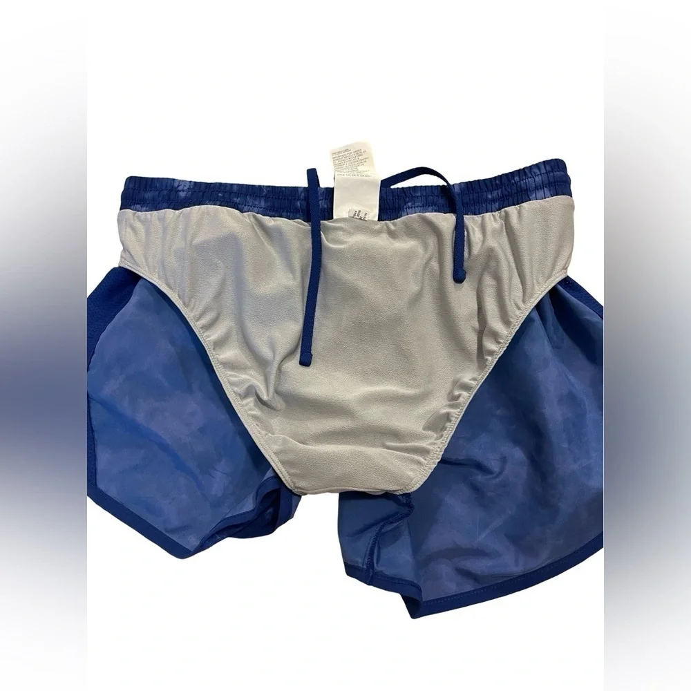 Under Armour Heat Gear Lined Athletic Shorts with Pockets Blue Design Sz Medium